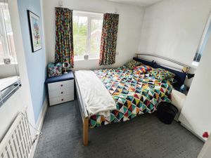 Bedroom 4- click for photo gallery